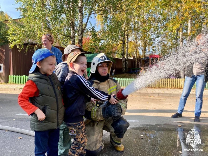 Пожар в пищеблоке!